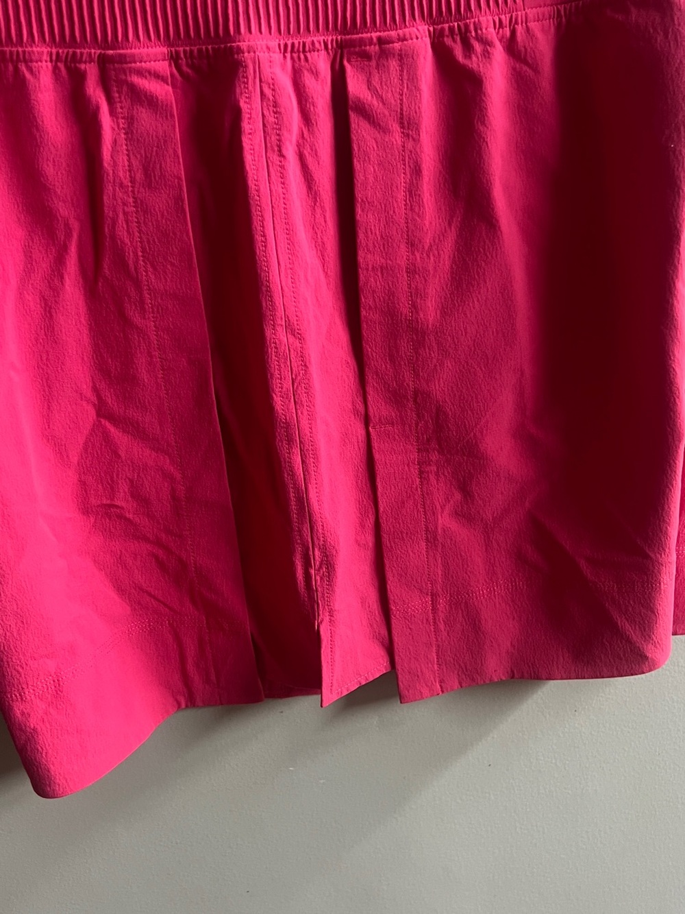 Lululemon XL pink shorts - Picture 5 of 5